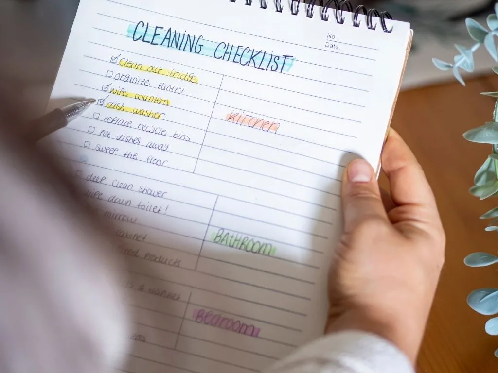 Deep Cleaning House Checklist